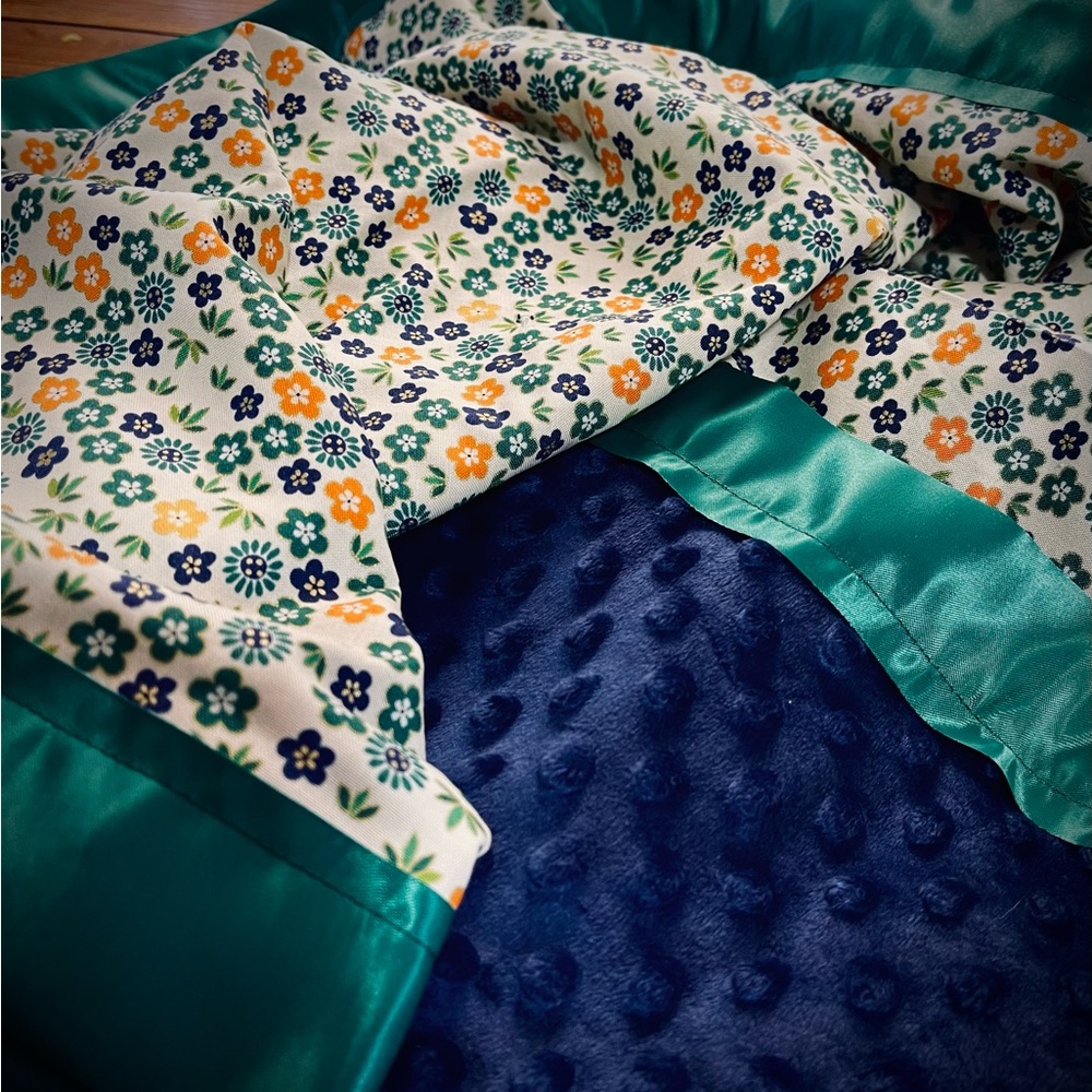 NEW Floral baby blanket